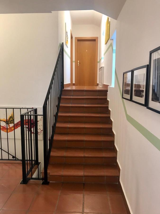 Weingut & Gastezimmer Edelmann Göttlesbrunn Esterno foto